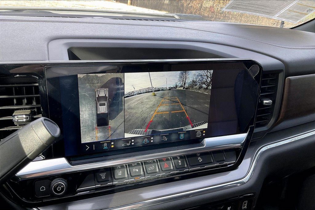 Used 2024 Chevrolet Silverado 3500 High Country w/ Technology Package image 23