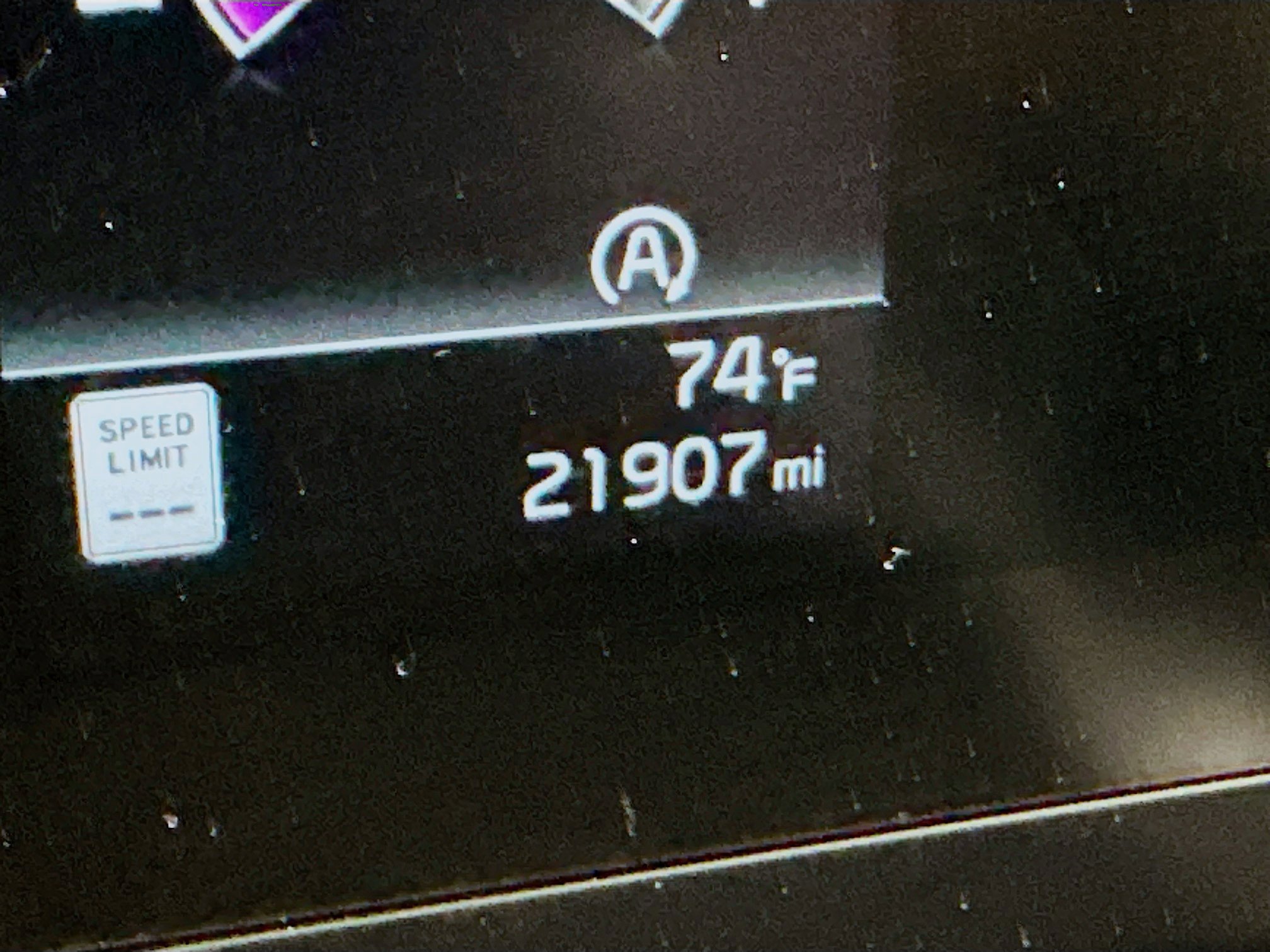 Used 2025 Kia Sportage LX image 19