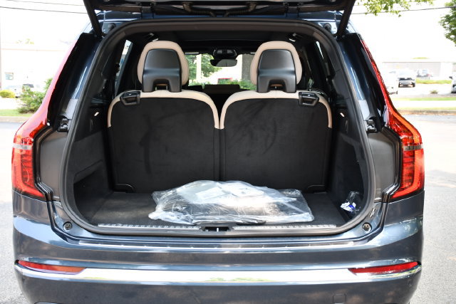 New 2026 Volvo XC90 B6 Plus w/ Protection Package Premier AWD/4WD image 26