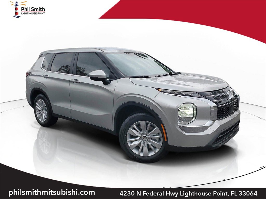 New 2026 Mitsubishi Outlander ES image 1