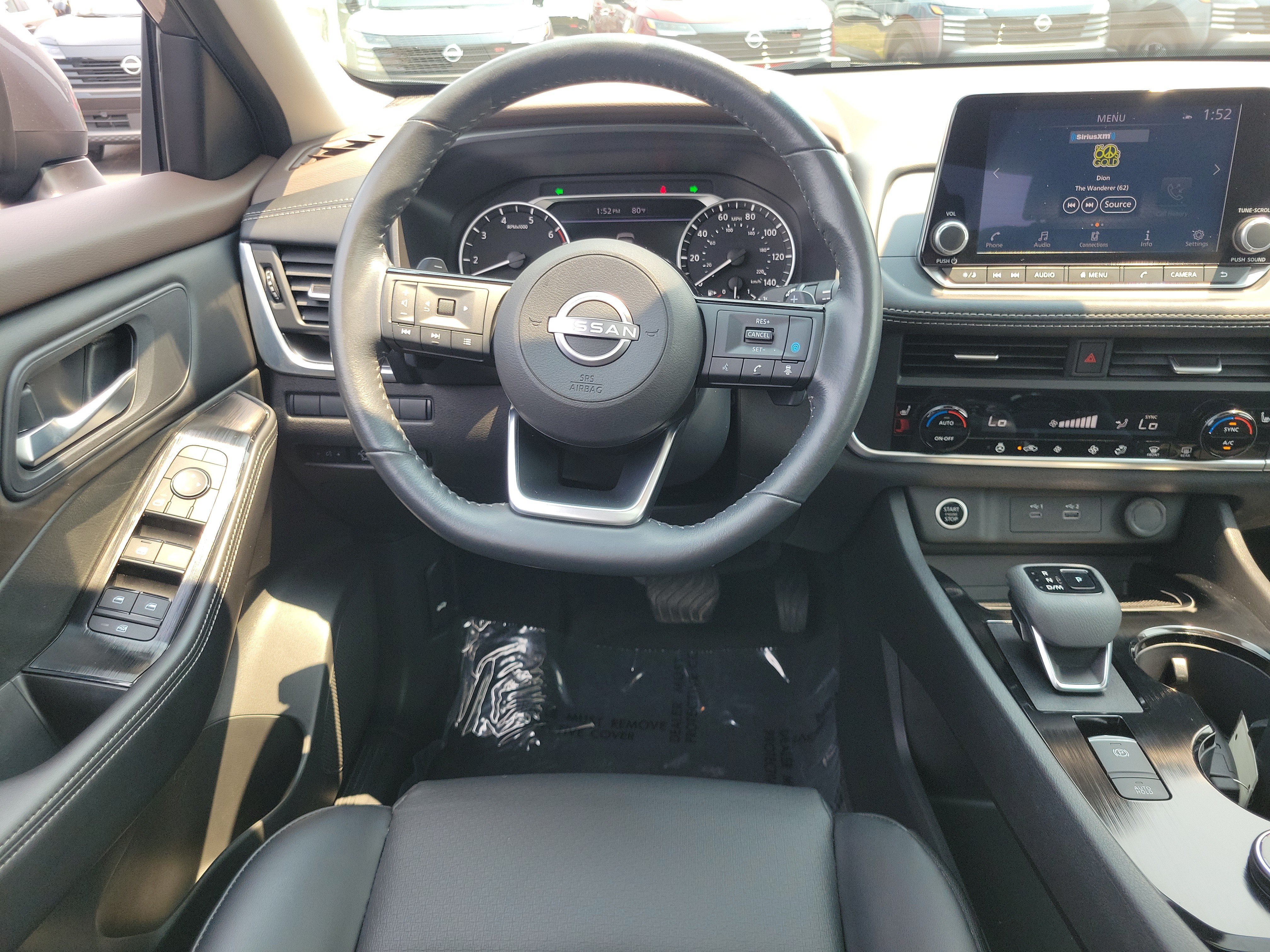 Certified 2023 Nissan Rogue SV w/ SV Premium B Package AWD/4WD image 10