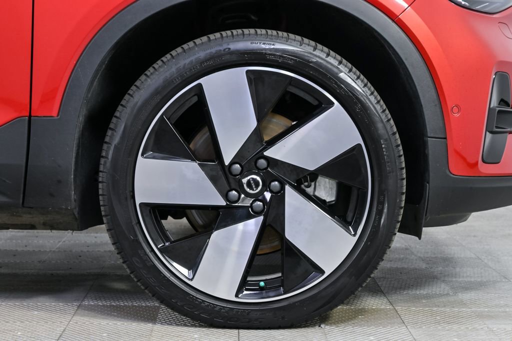 Used 2023 Volvo C40 P8 Recharge Ultimate image 40