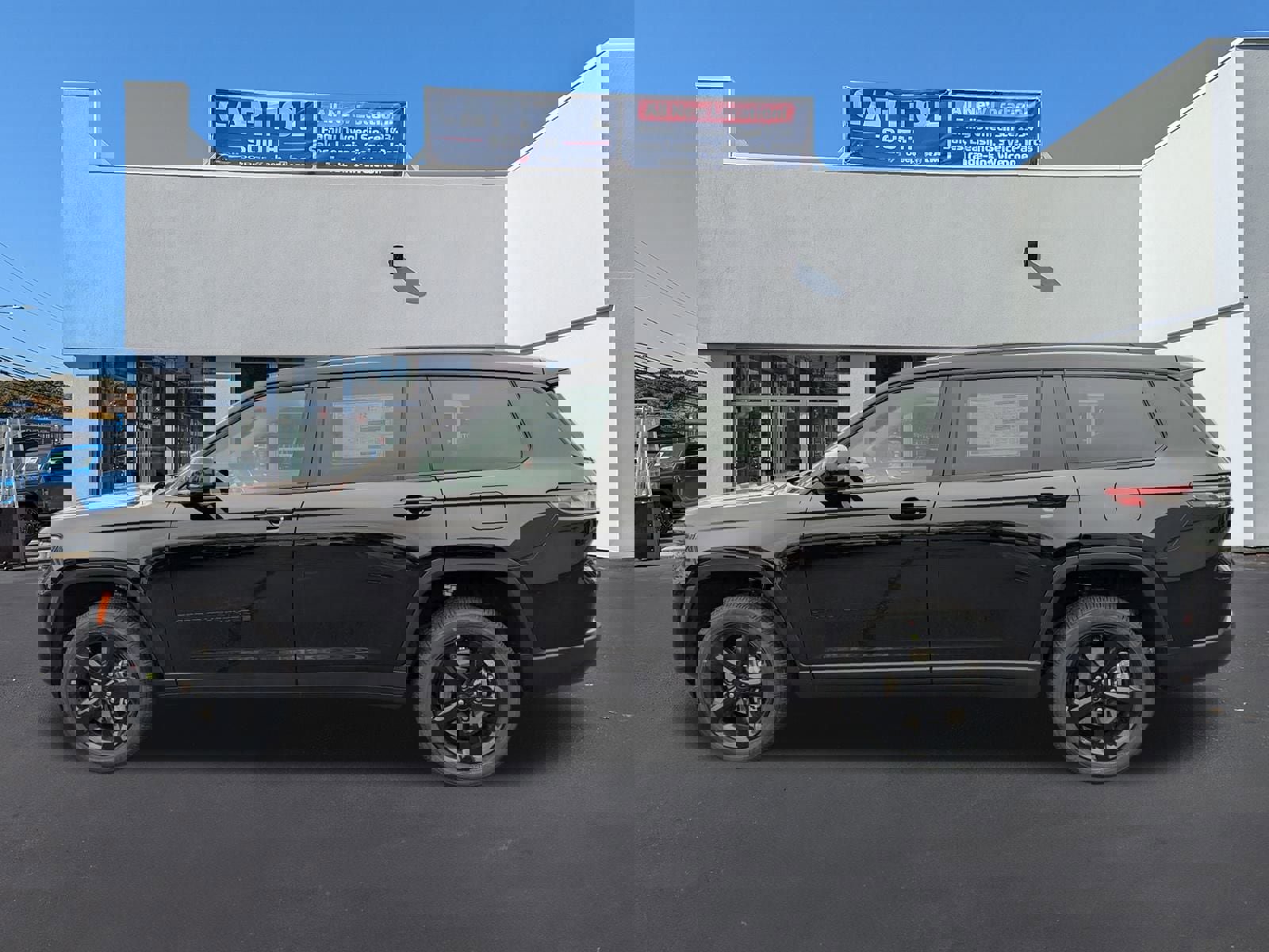 New 2025 Jeep Grand Cherokee L Altitude image 5