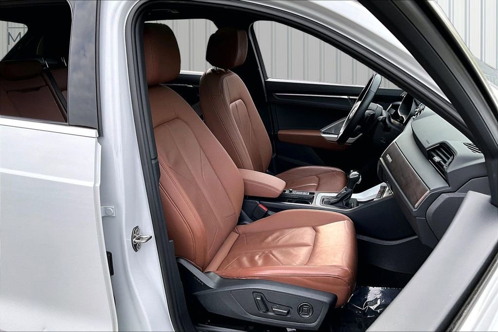 Used 2021 Audi Q3 2.0T Premium Plus w/ Premium Plus Package AWD/4WD image 28