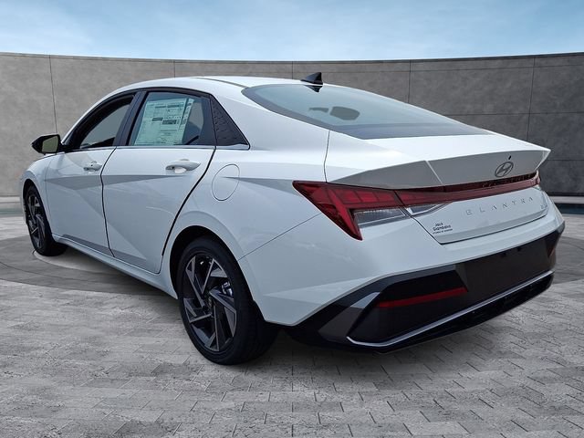 New 2026 Hyundai Elantra Limited FWD image 5
