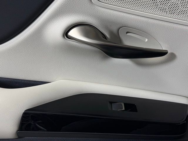 Certified 2025 Lexus ES 300h 300h w/ Premium Package image 26