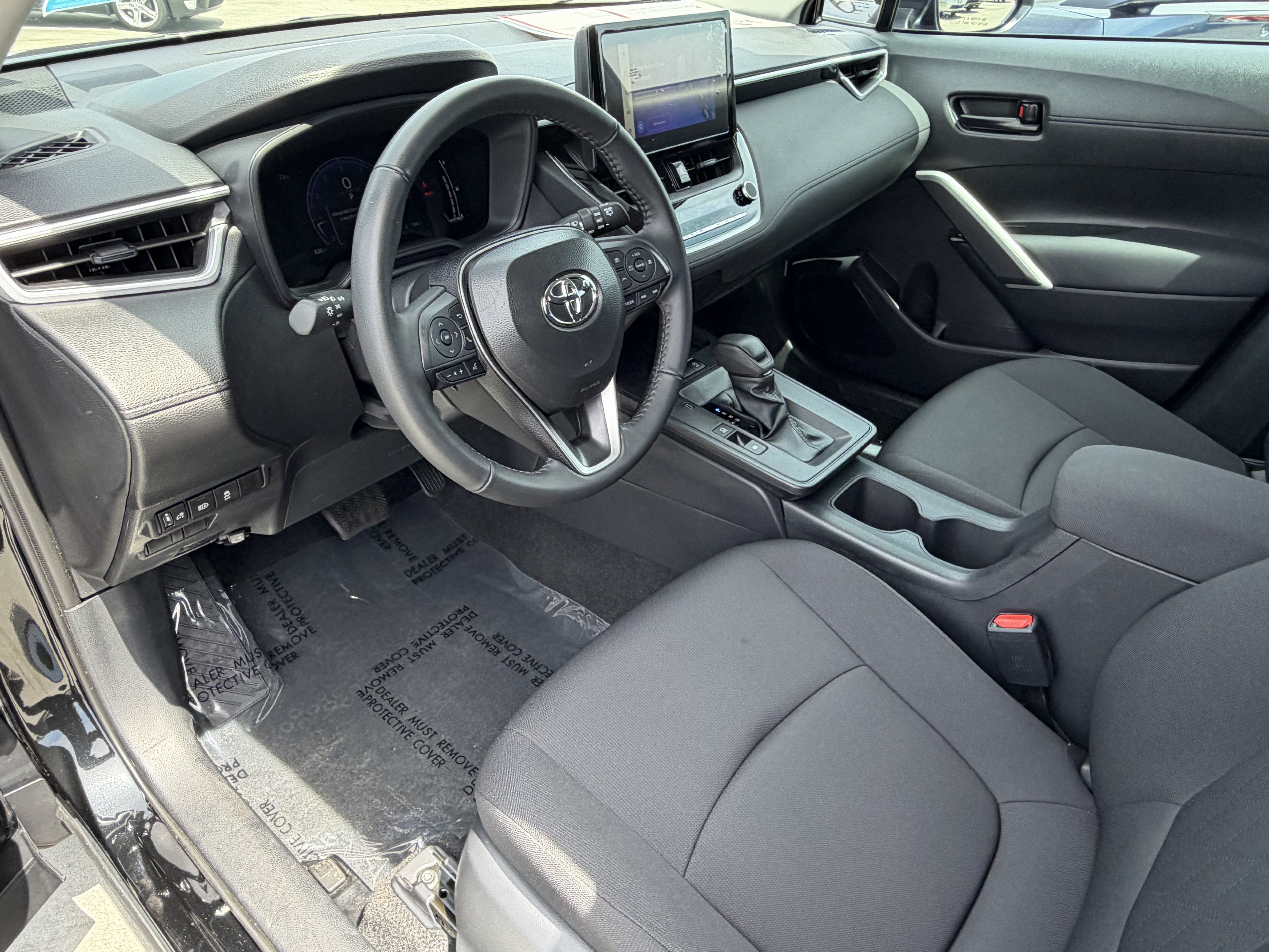 Certified 2026 Toyota Corolla Cross LE FWD image 25