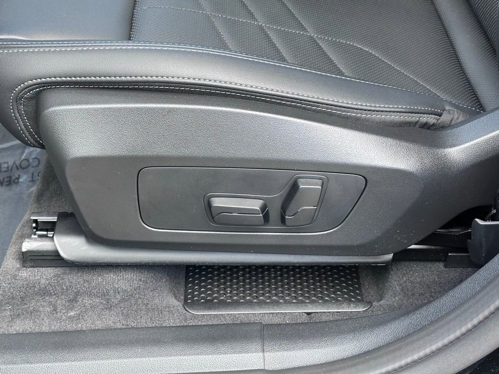 Certified 2026 BMW X1 xDrive28i w/ Technology Package image 15