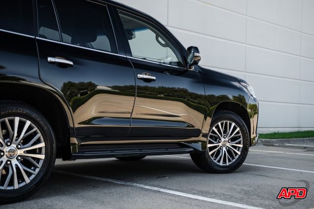 Used 2018 Lexus LX 570 4WD image 31