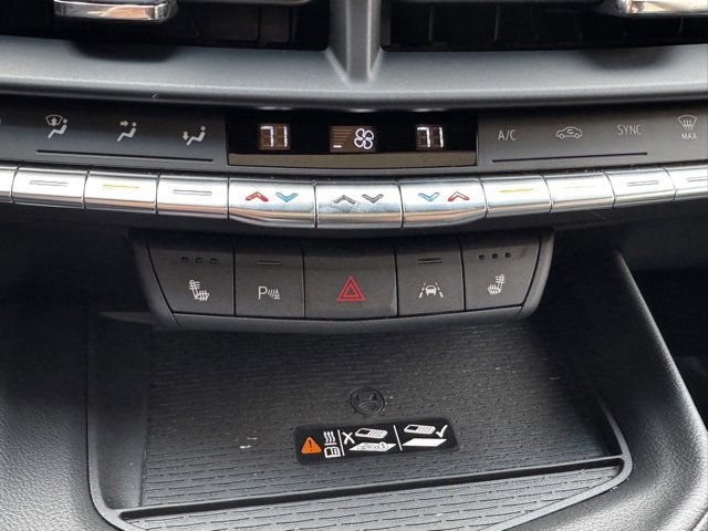 Certified 2022 Cadillac CT4 Luxury w/ Sun And Sound Package image 18