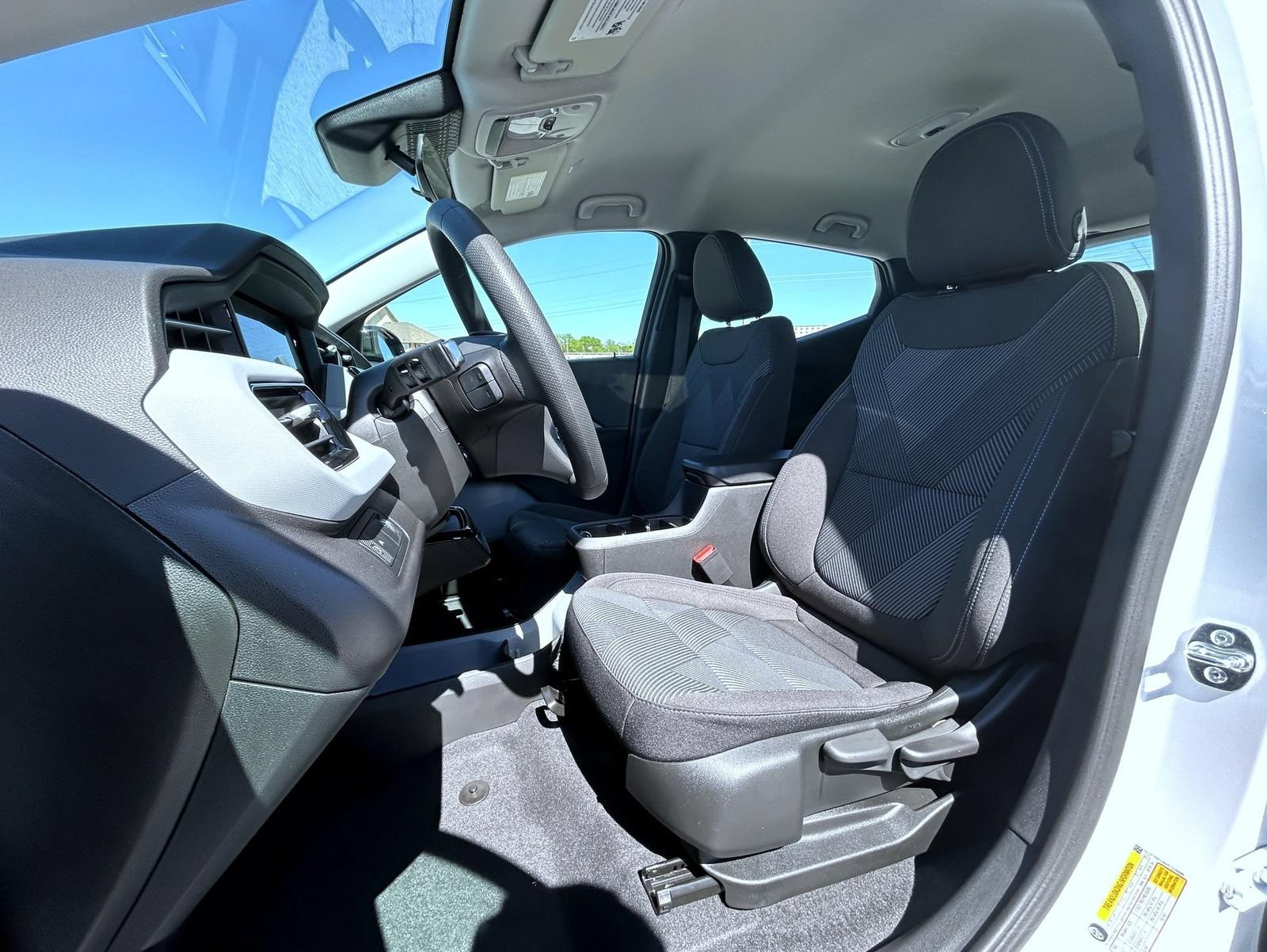 New 2027 Chevrolet Bolt LT FWD image 10