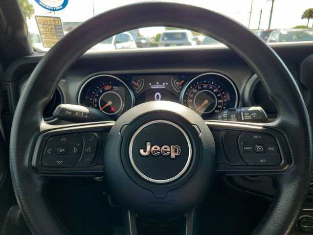 Used 2023 Jeep Wrangler Sport AWD/4WD image 17