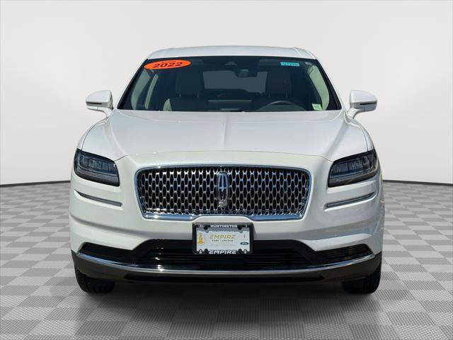 Used 2022 Lincoln Nautilus AWD w/ Premium Package image 2