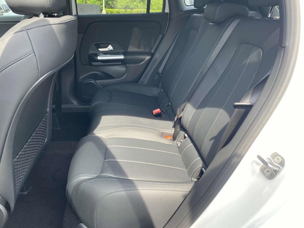 Certified 2025 Mercedes-Benz GLA 250 image 14