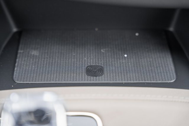 New 2026 Volvo XC90 B6 Plus w/ Protection Package Premier image 25