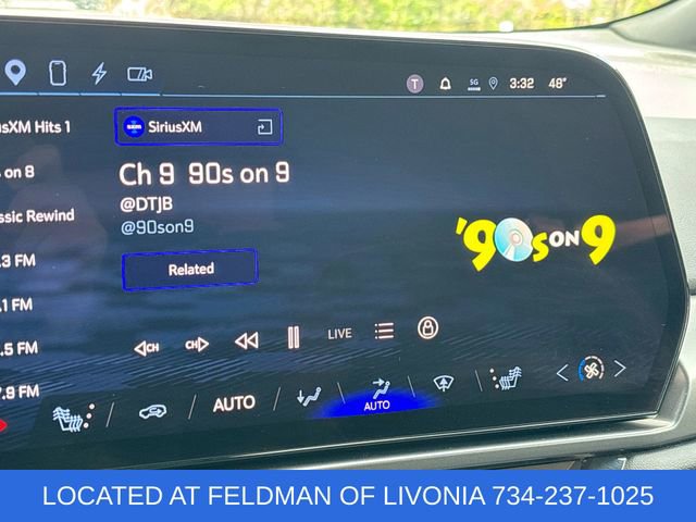 Used 2024 Chevrolet Equinox EV RS AWD/4WD image 13