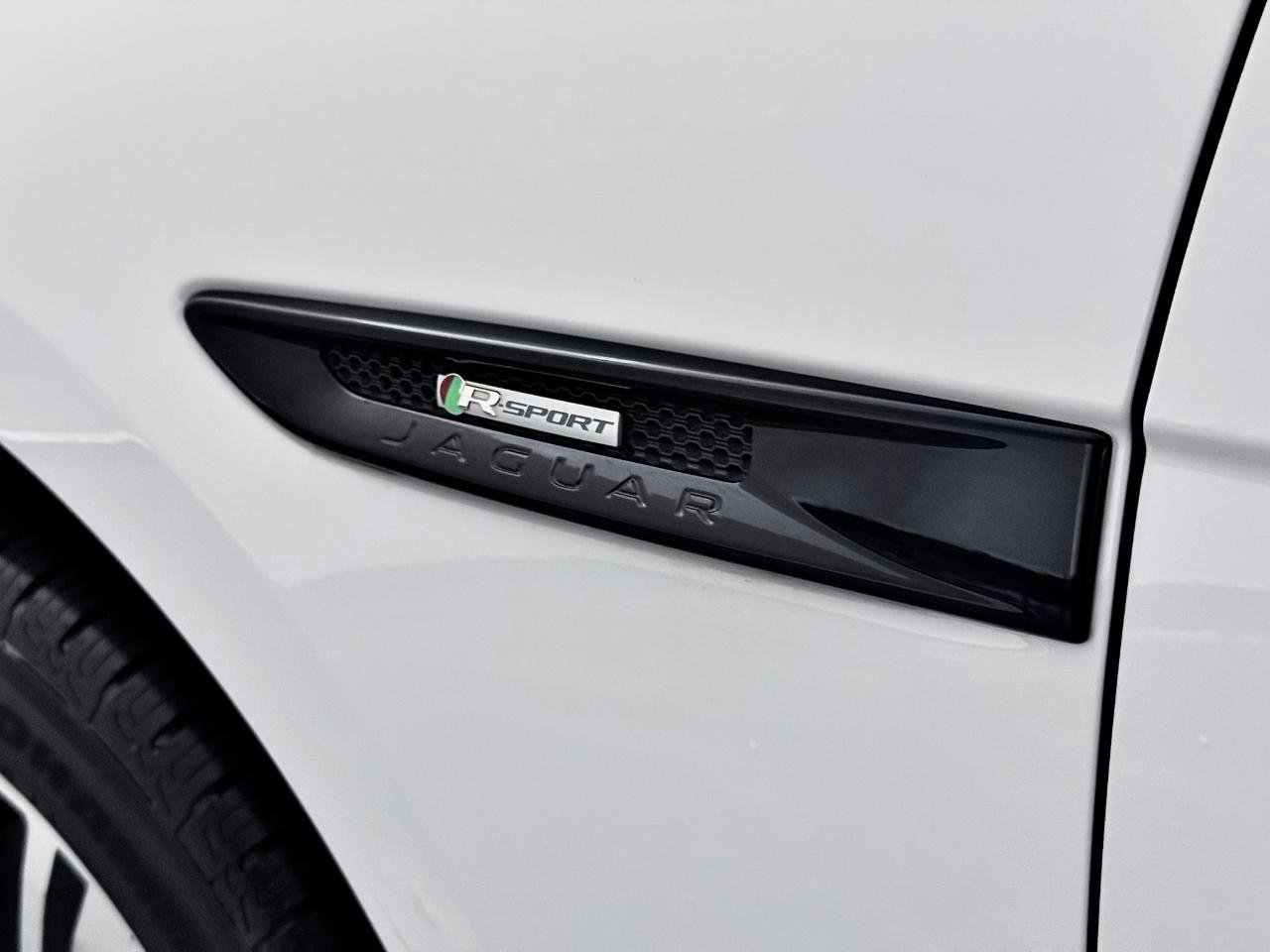 Used 2019 Jaguar F-PACE R-Sport image 17