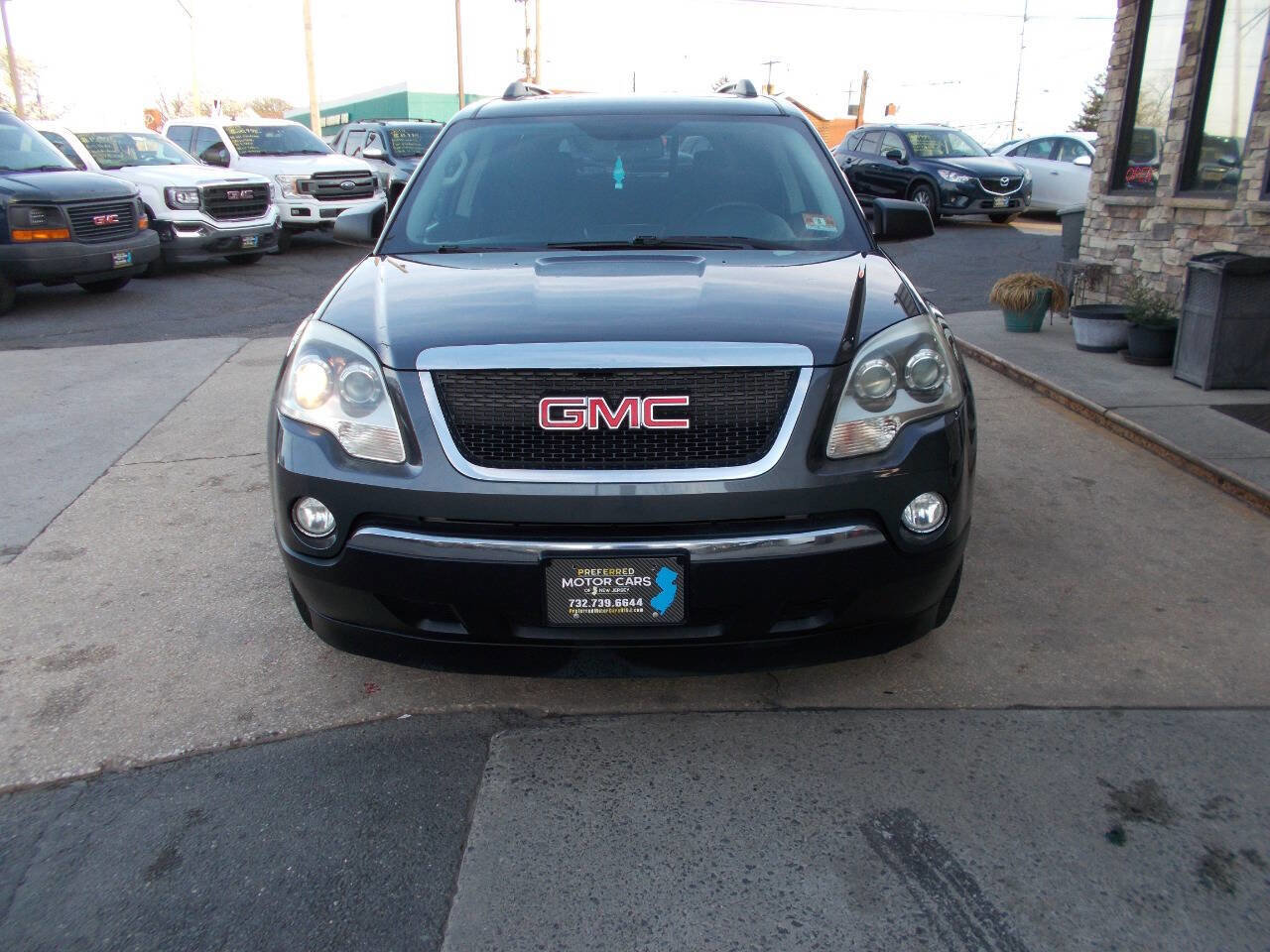 Used 2011 GMC Acadia SLE image 8