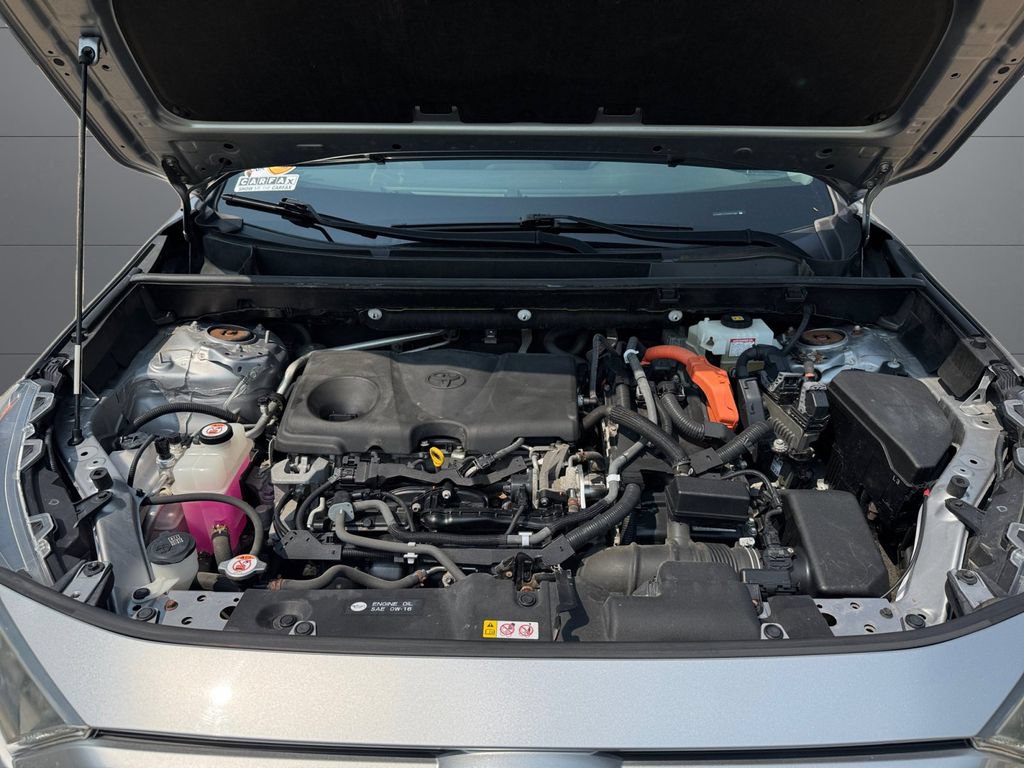 Certified 2019 Toyota RAV4 LE w/ All Weather Liner Package AWD/4WD image 20