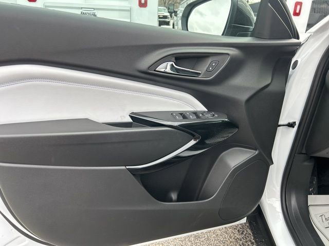 New 2026 Chevrolet Trax LT w/ Midnight Edition image 11