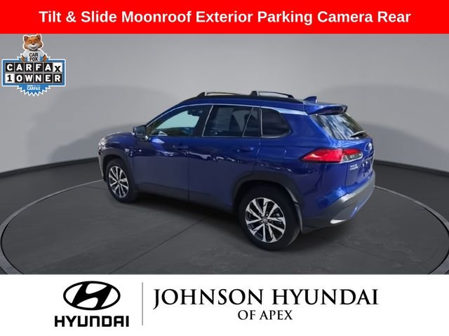 Used 2024 Toyota Corolla Cross XLE w/ Convenience Package image 7