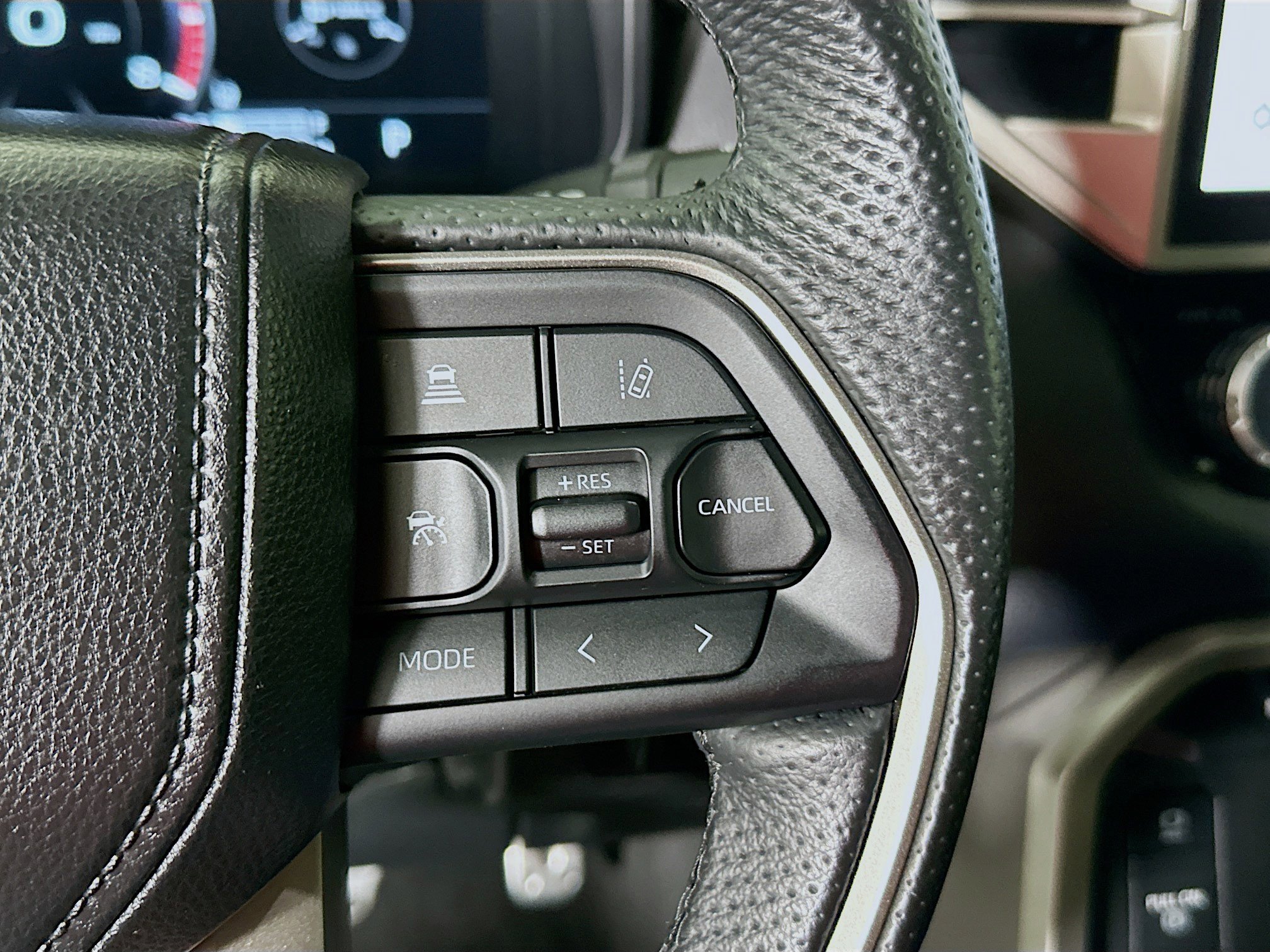 Used 2025 Toyota Tundra Limited w/ TRD Off-Road Package image 17