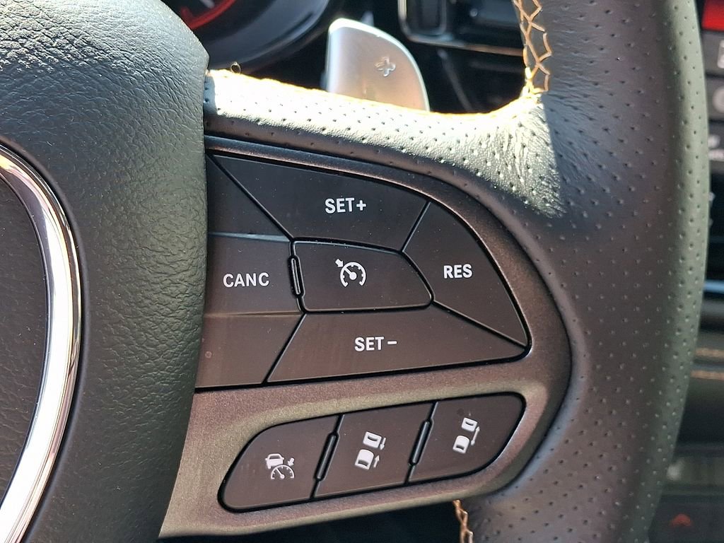 Used 2025 Dodge Durango R/T AWD/4WD image 30