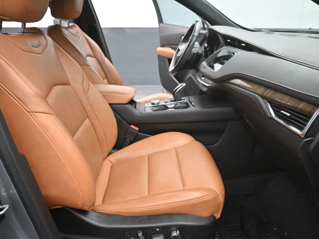 Used 2023 Cadillac XT4 Sport image 14