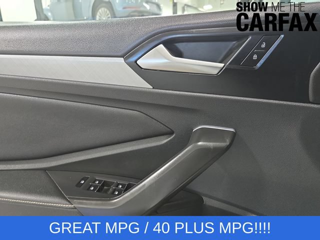 Used 2024 Volkswagen Jetta SE FWD image 11