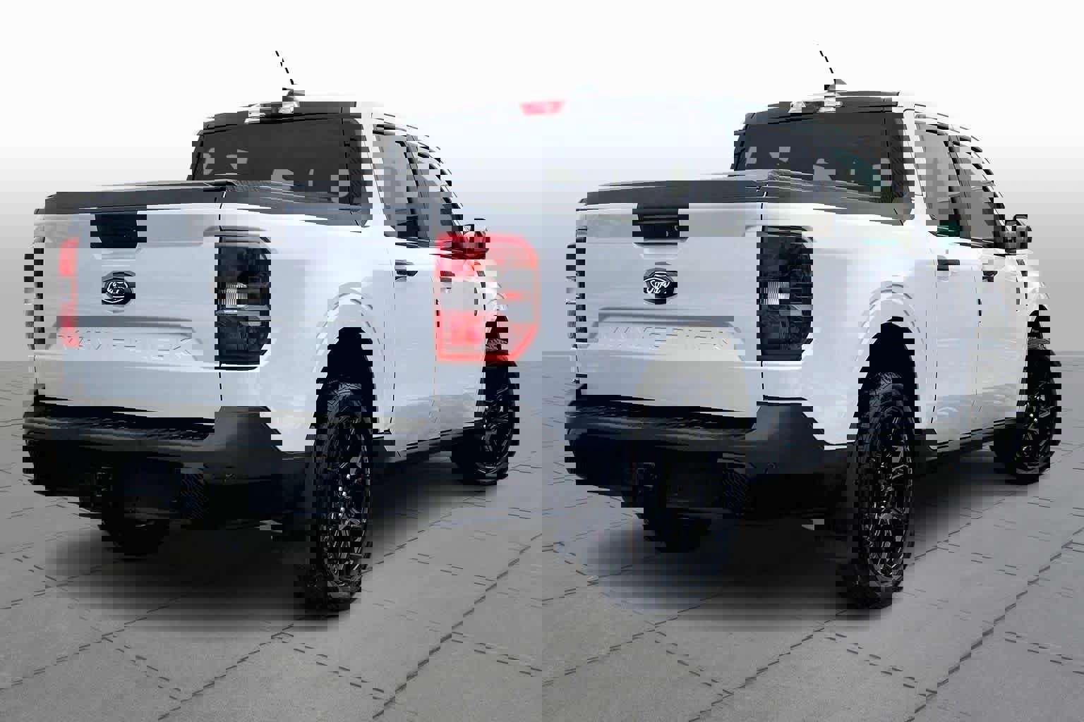 Used 2025 Ford Maverick XLT w/ XLT Luxury Package image 13