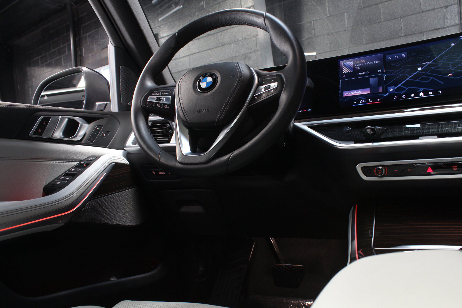 Used 2024 BMW X5 sDrive40i w/ Premium Package RWD image 52