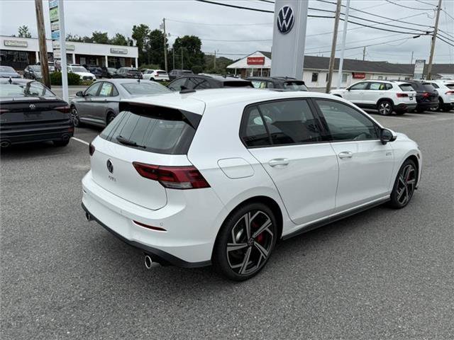 New 2025 Volkswagen GTI SE FWD image 6