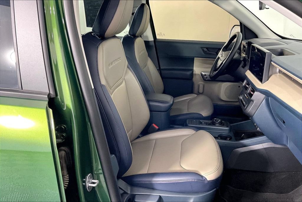 Used 2025 Ford Maverick Lariat AWD/4WD image 9