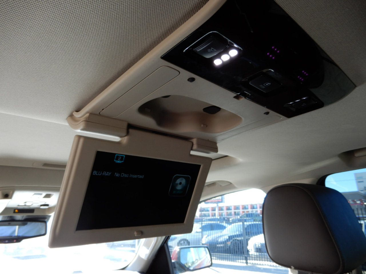 Used 2018 GMC Yukon Denali image 21