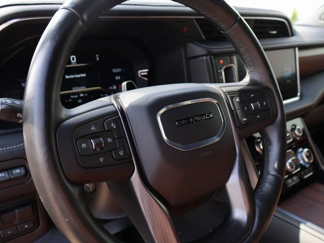 Used 2024 GMC Yukon Denali Ultimate AWD/4WD image 28
