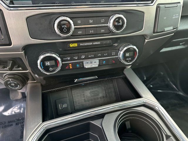 Used 2022 Ford F450 Platinum w/ FX4 Off-Road Package image 25