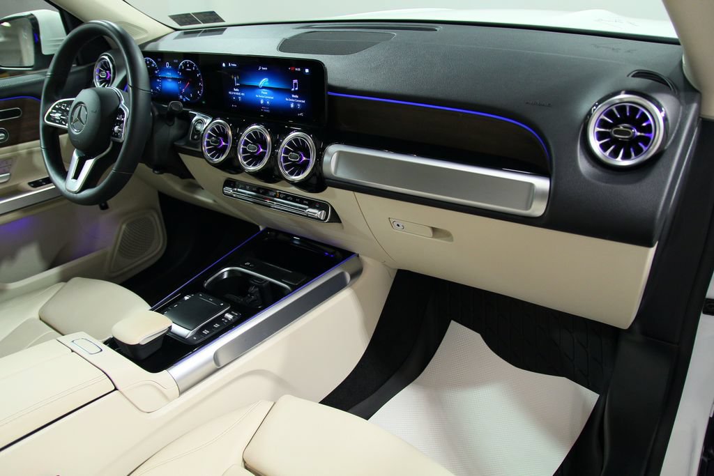 Certified 2023 Mercedes-Benz GLB 250 4MATIC image 21