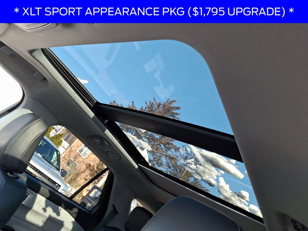 Used 2022 Ford Explorer XLT w/ Equipment Group 202A image 15