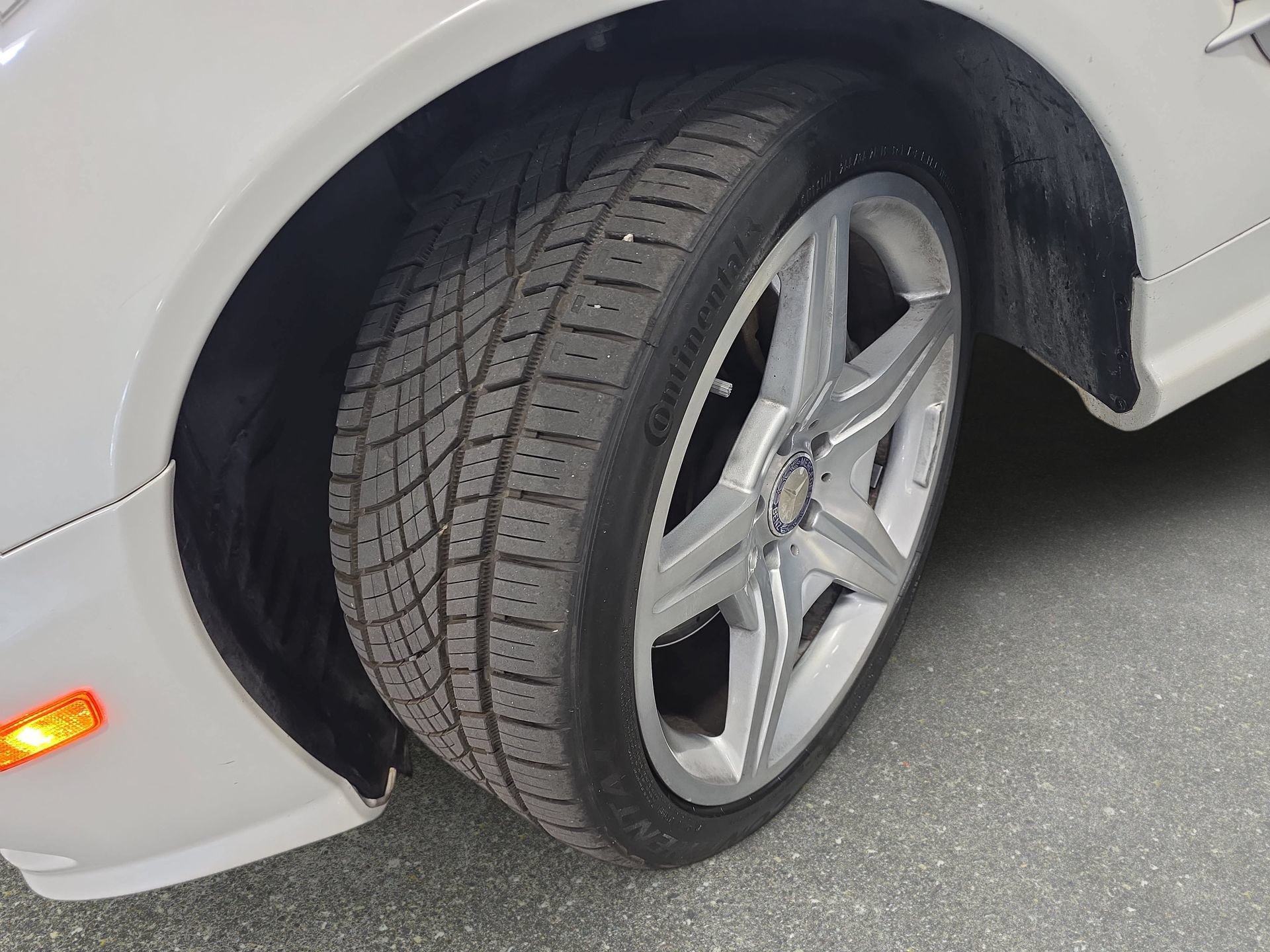Used 2011 Mercedes-Benz SL 550 image 30
