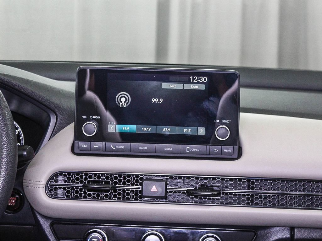 Used 2023 Honda HR-V LX image 15