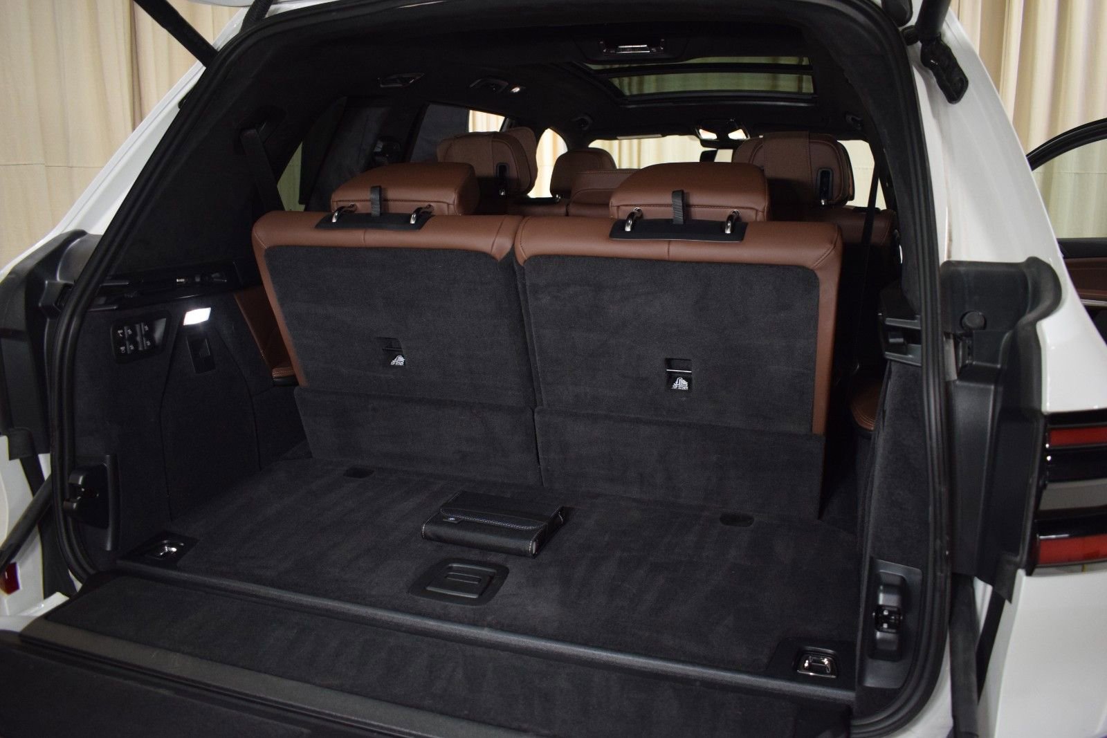 Used 2026 BMW X7 M60i image 42