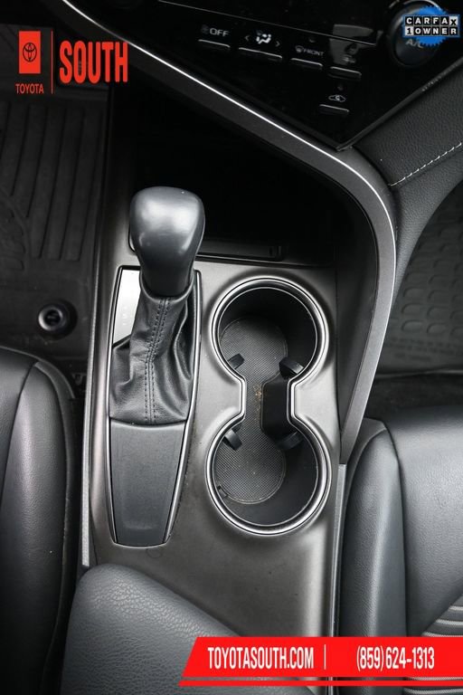 Used 2021 Toyota Camry SE w/ Convenience Package image 18