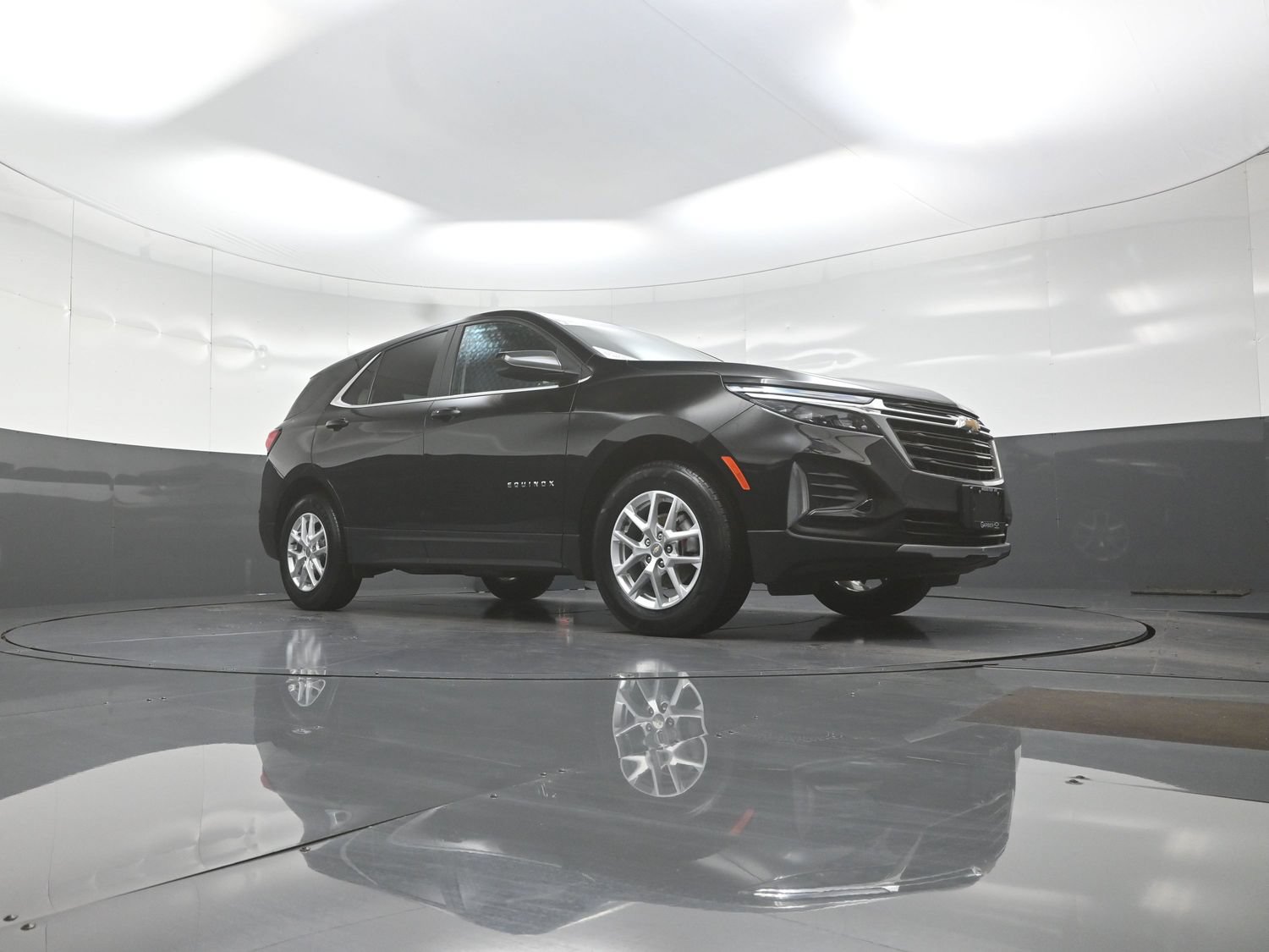 Used 2024 Chevrolet Equinox LT AWD/4WD image 9