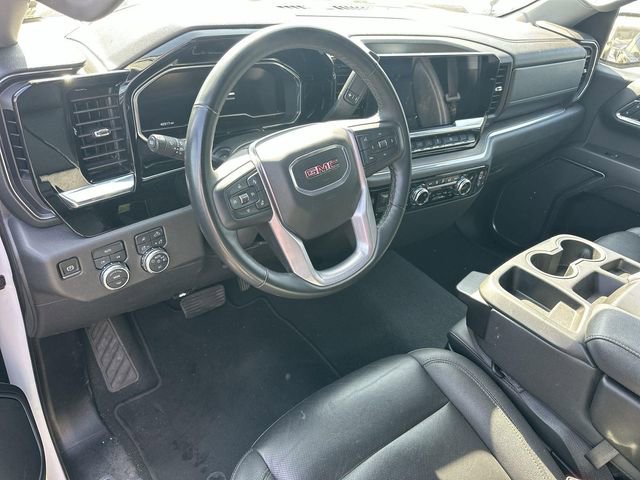 Used 2025 GMC Sierra 1500 SLT image 5