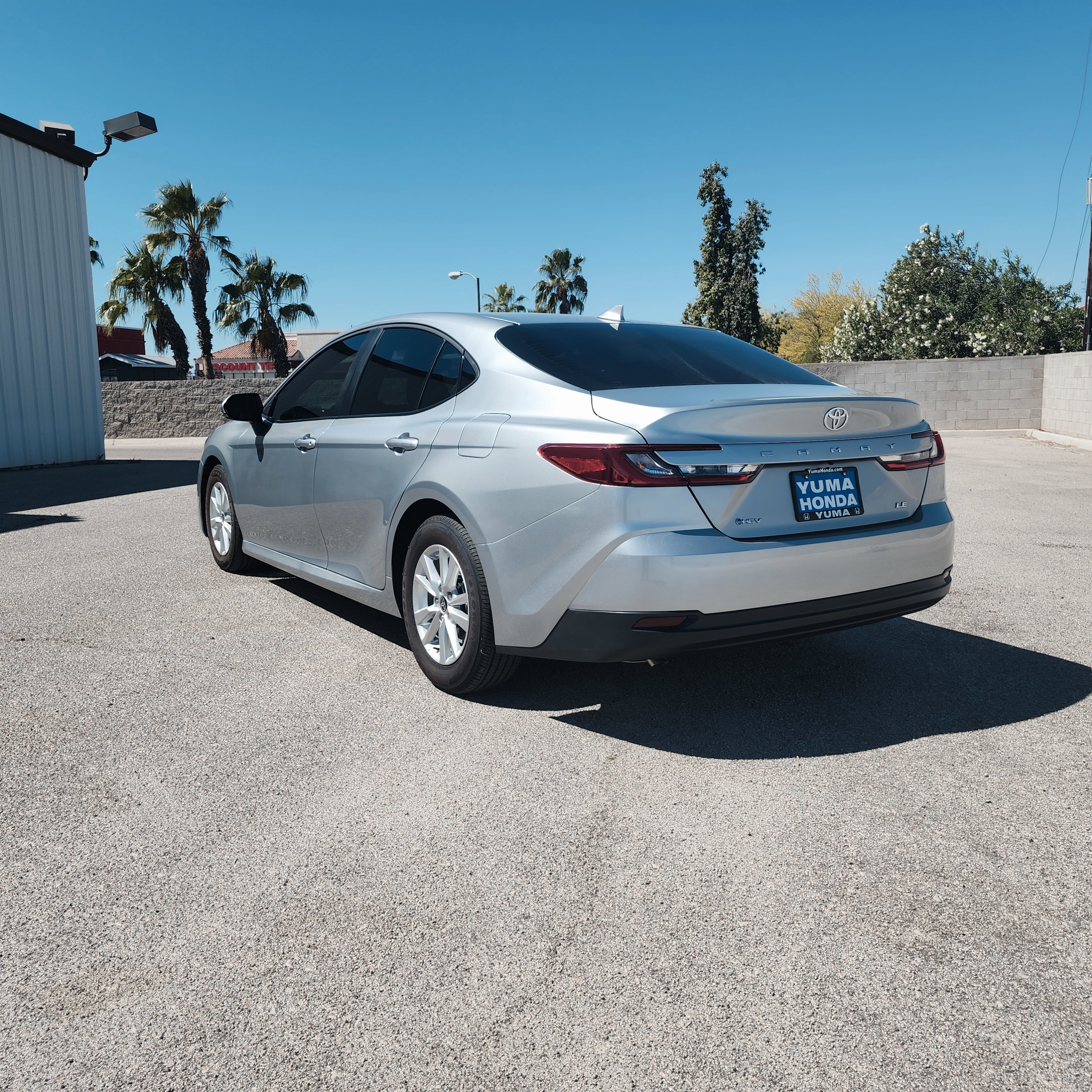 Used 2025 Toyota Camry LE image 12
