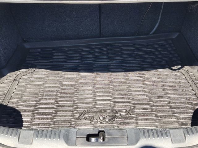 Used 2019 Ford Mustang EcoBoost image 31