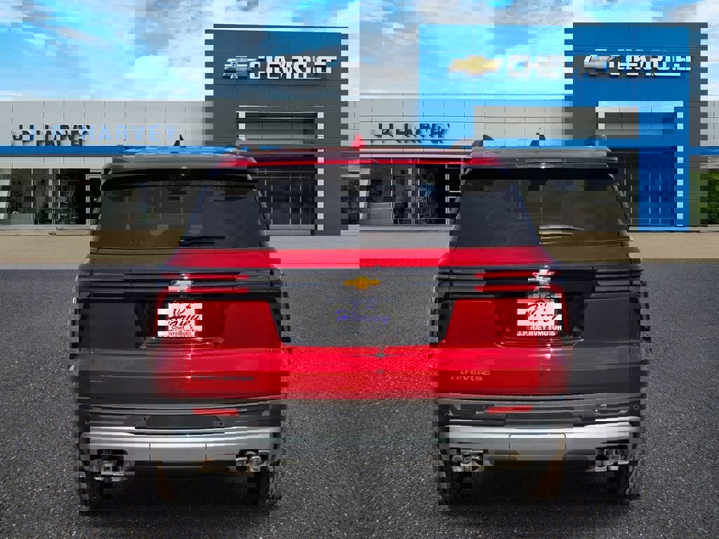 New 2026 Chevrolet Traverse LT w/ Driver Confidence Package image 4