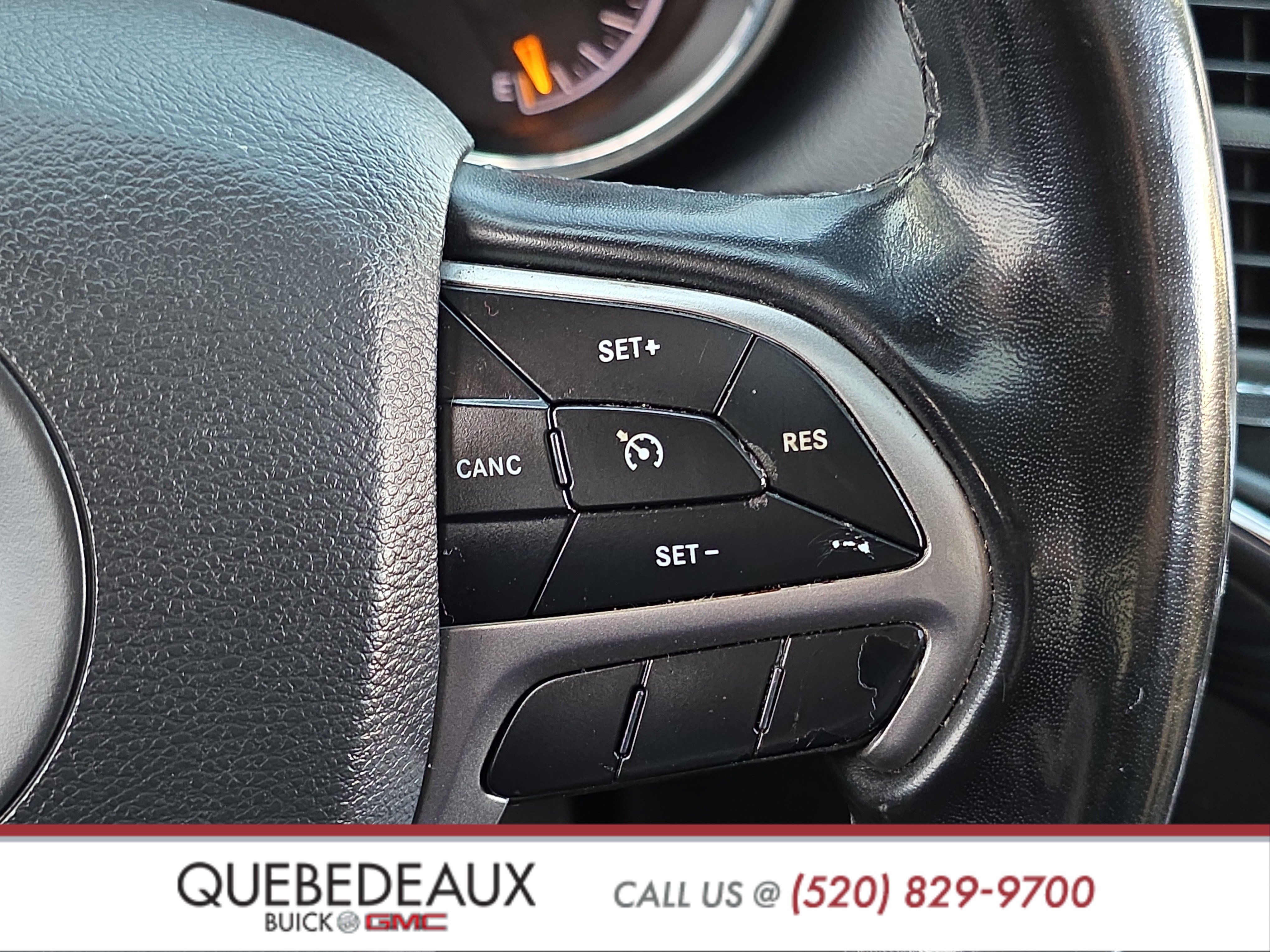 Used 2021 Jeep Grand Cherokee Laredo RWD image 14