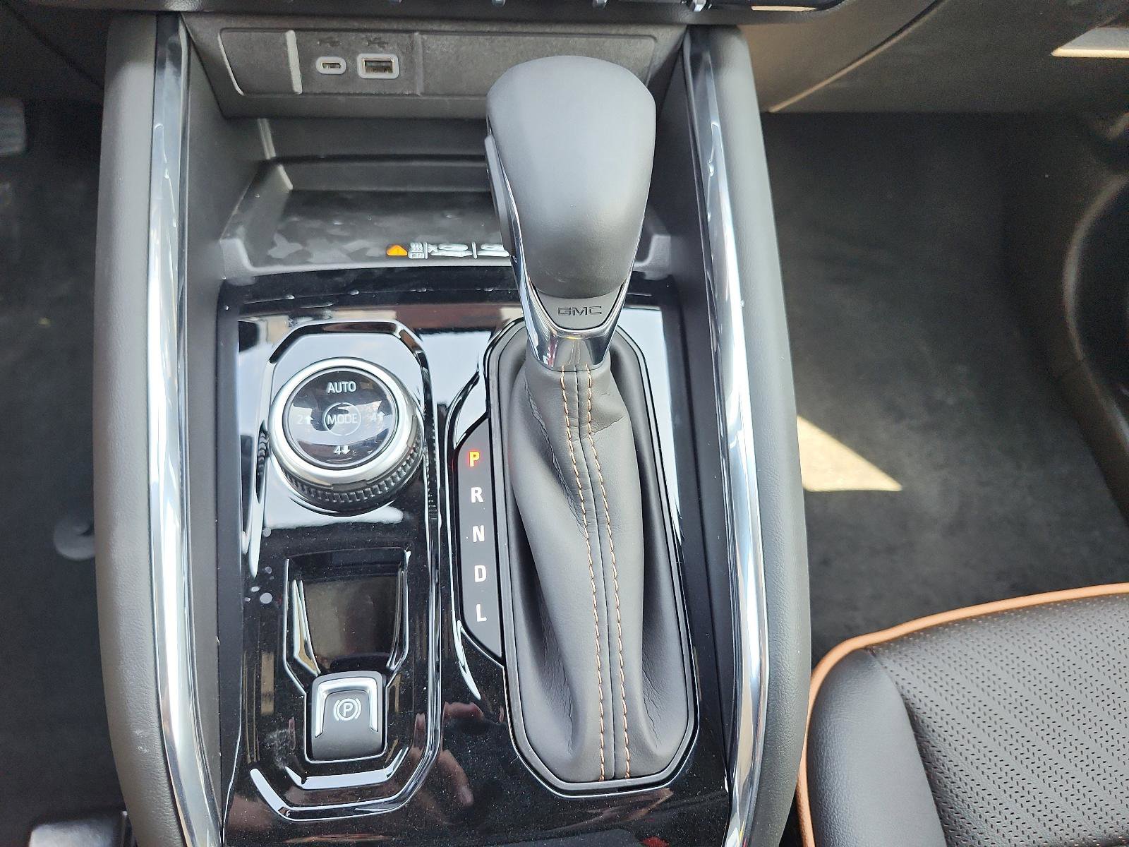 New 2026 GMC Canyon AT4 w/ Technology Plus Package image 15