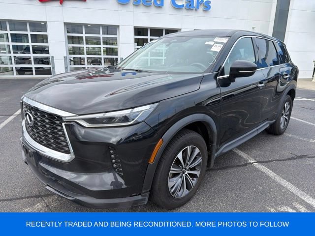 Used 2023 INFINITI QX60 Pure AWD/4WD image 2